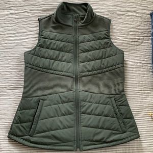 Green vest, EUC